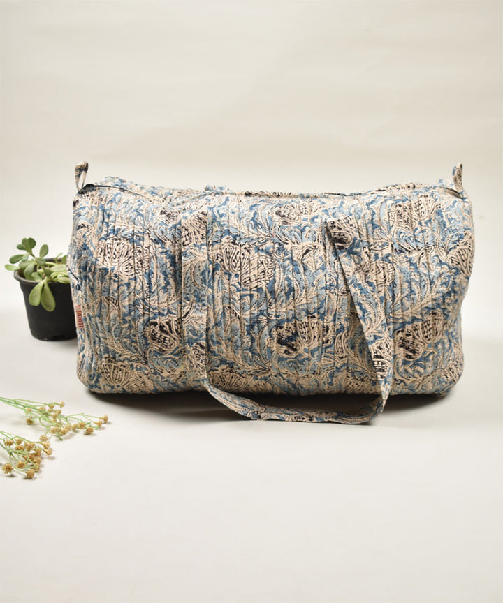 Overnight duffel bag in blue kalamkari
