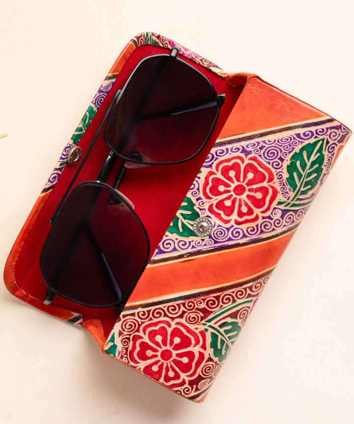 Handcrafted leather embossed sunglasses cover