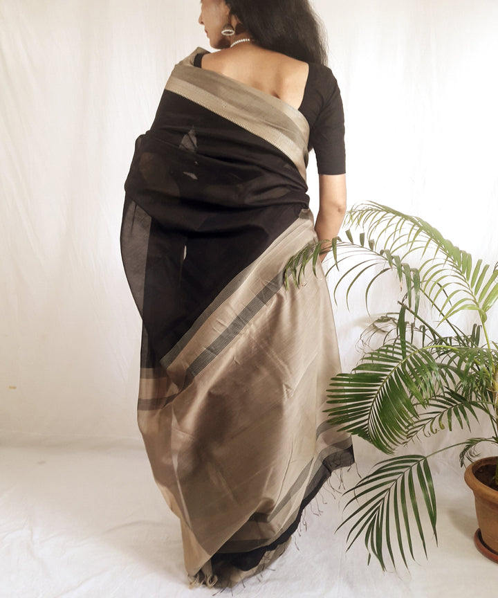 Black handwoven silk maheshwari saree