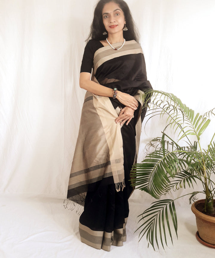 Black handwoven silk maheshwari saree