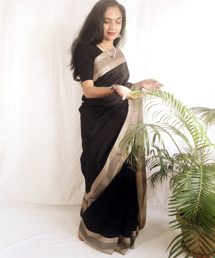 Black handwoven silk maheshwari saree