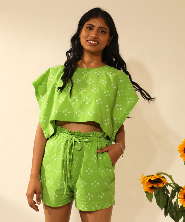 Green handcrafted bandhani cotton shorts