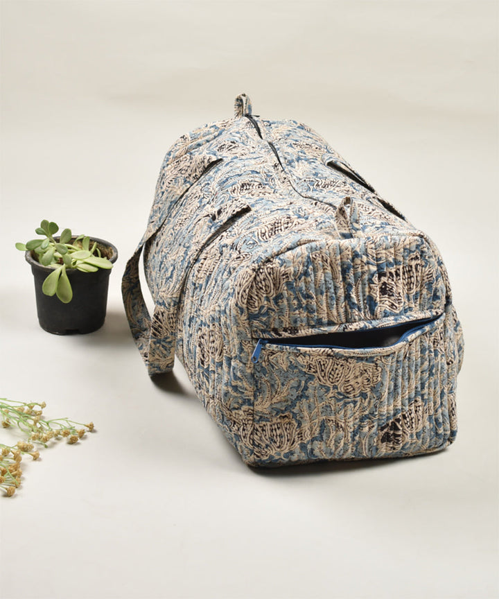 Overnight duffel bag in blue kalamkari