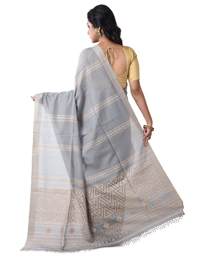 Grey shantipuri handloom cotton saree
