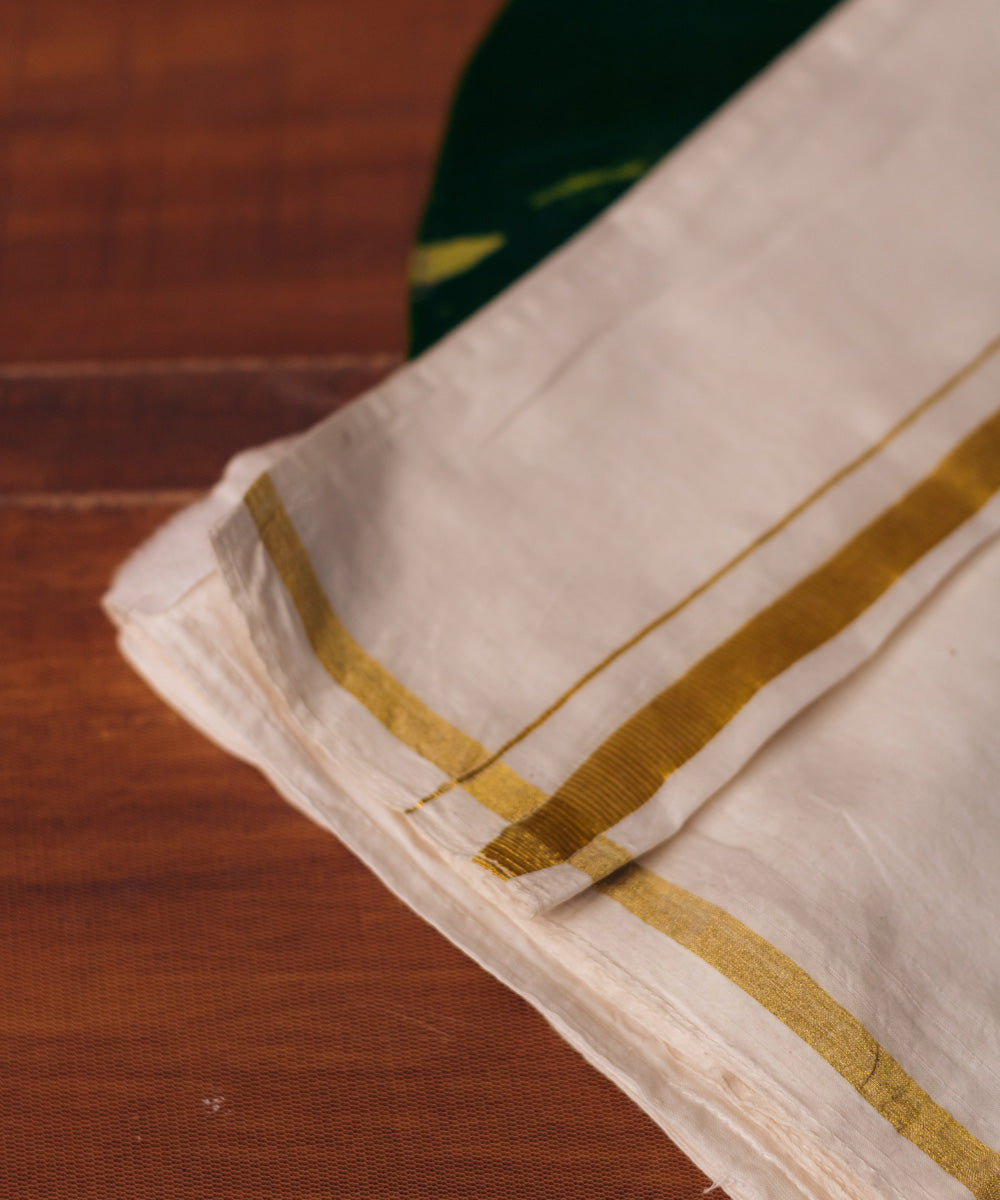 Yadhu white handwoven cotton mundu