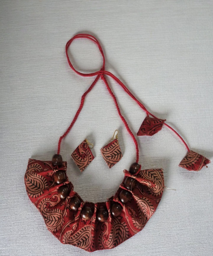 Red handmade bagh print fabric and metal necklace