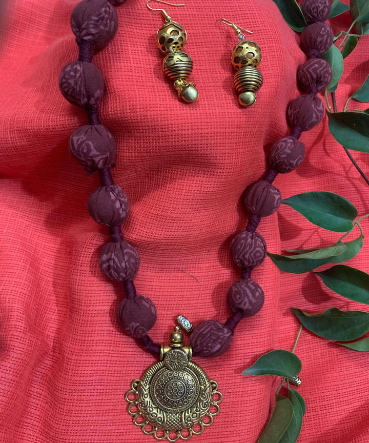 Maroon handmade block print fabric and metal necklace