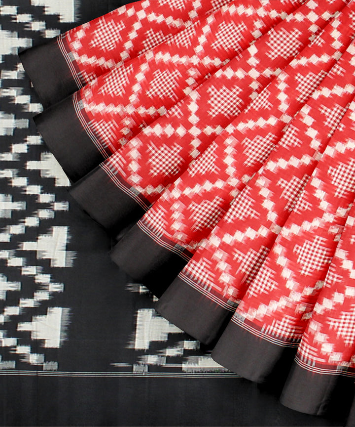 Red black teliarumal handwoven cotton pochampally ikat saree