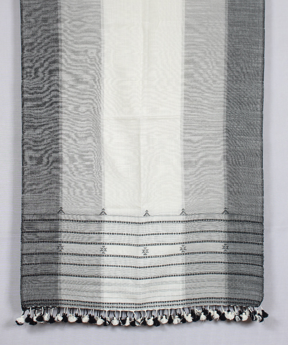 White black handloom fine cotton bhujodi stole