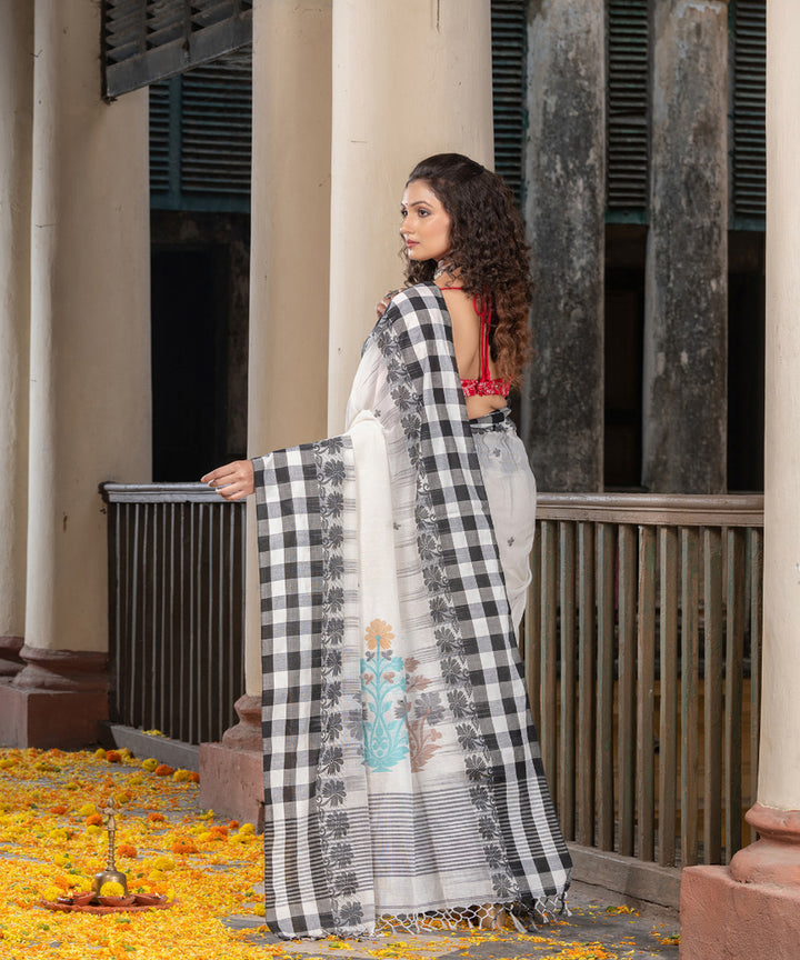 White black cotton handloom jamdani saree