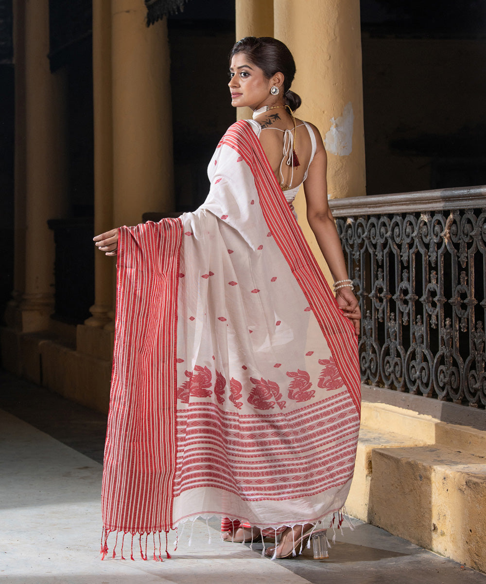 Offwhite red cotton handloom jamdani saree