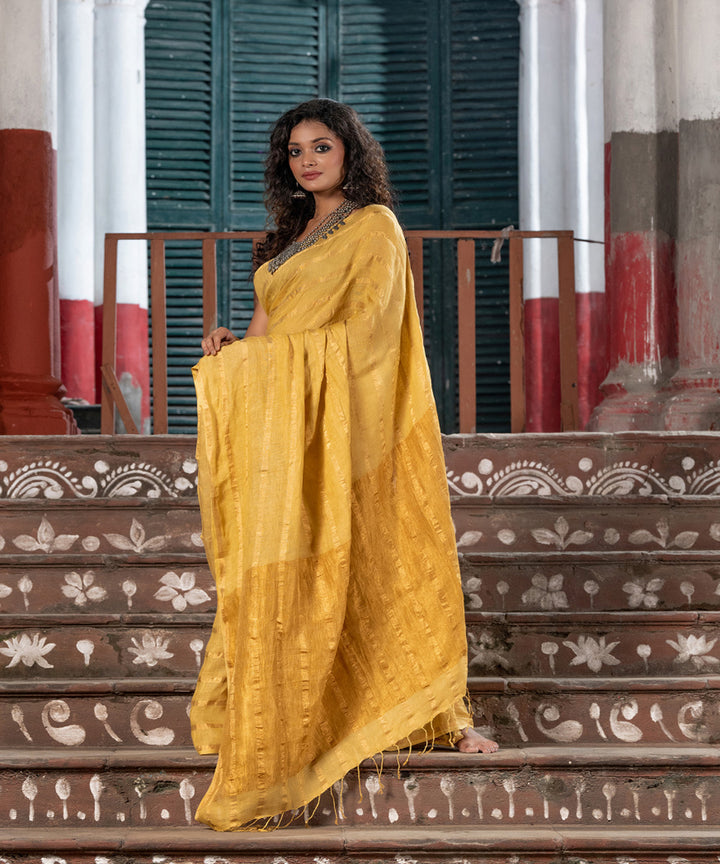 Egg nog linen zari handloom bengal saree