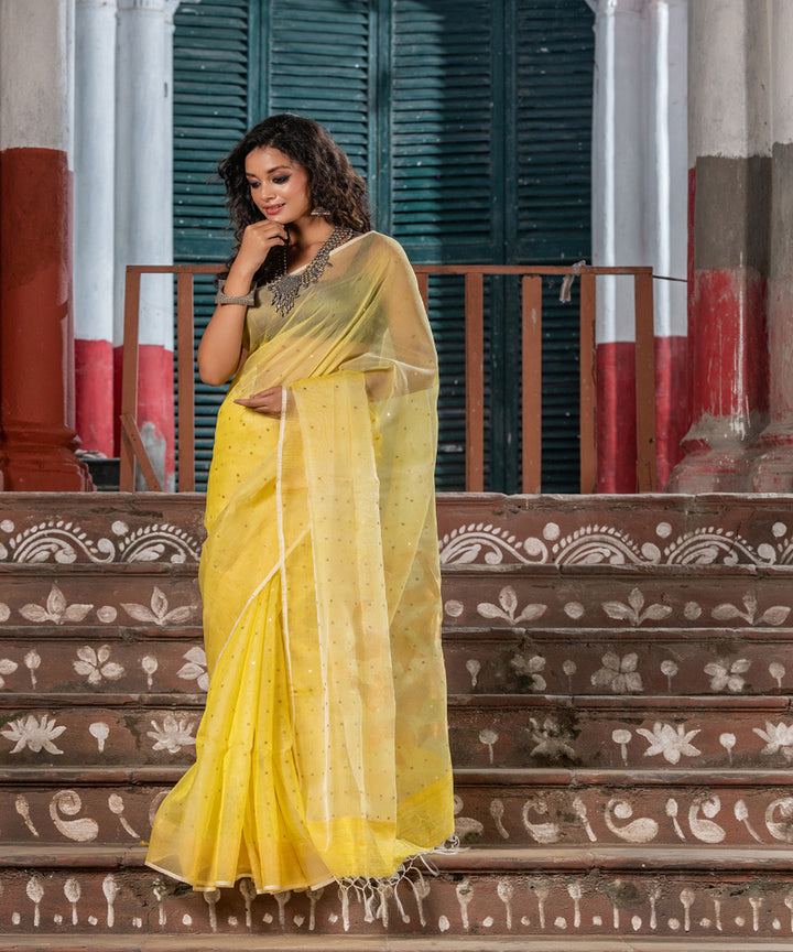 Light yellow silk matka handloom bengal jamdani saree