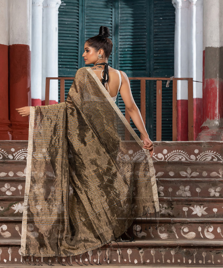 Gold linen checks bengal handloom saree