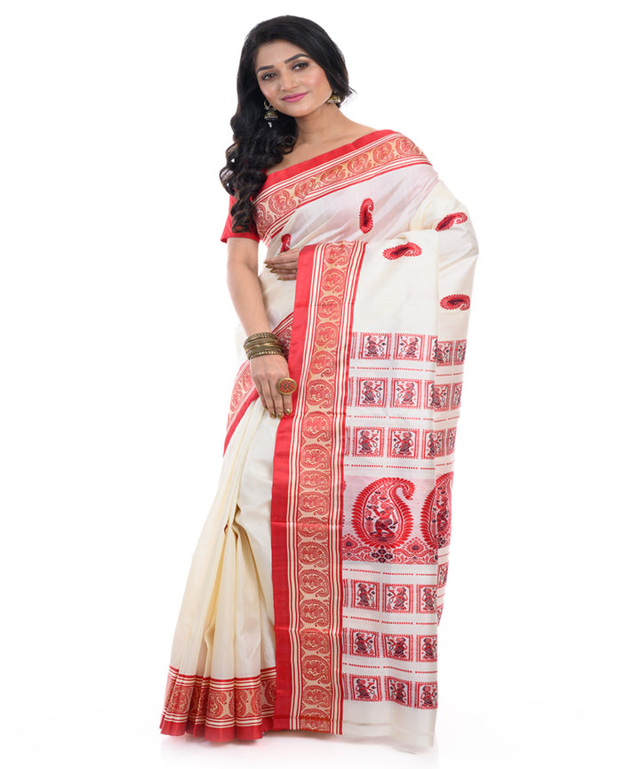 Offwhite red handloom garad silk saree