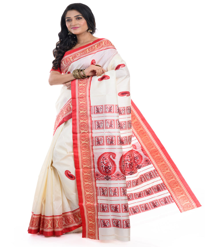 Offwhite red handloom garad silk saree