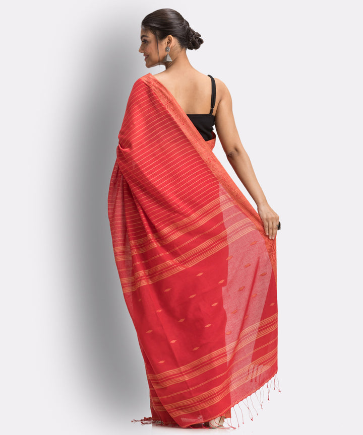 Fire red handwoven cotton bengal saree