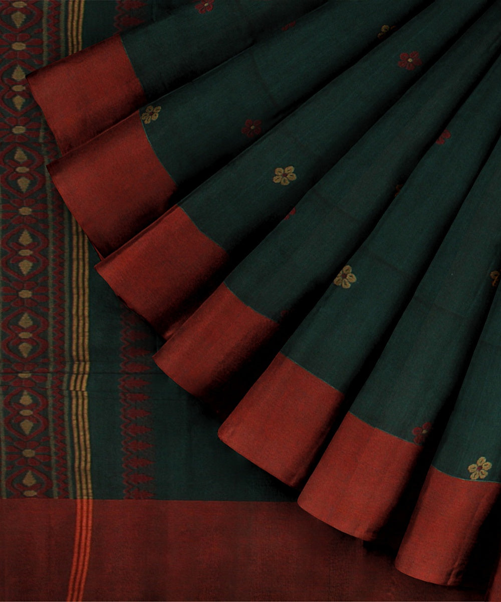 Dark green red handloom cotton bengal saree