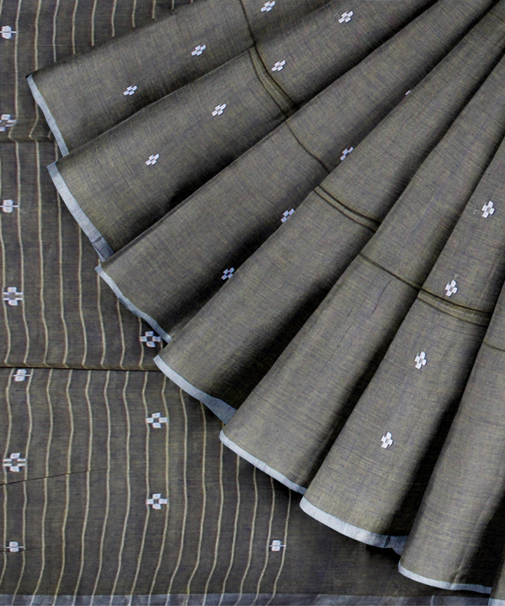 Grey offwhite handloom cotton bengal saree