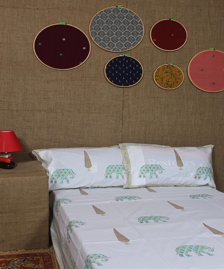 White blue hand printed sanganeri double cotton bedsheet