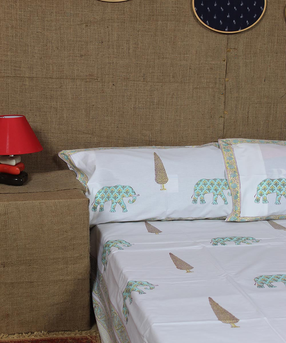 White blue hand printed sanganeri double cotton bedsheet