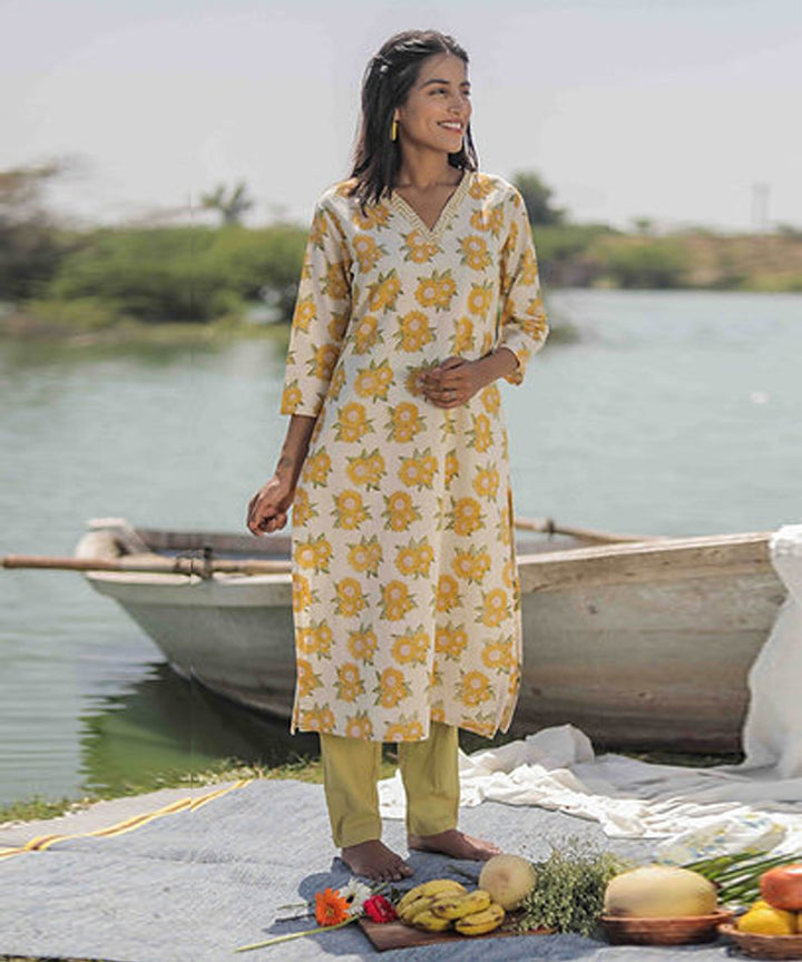 Yellow sunflower handblock printed cotton 3/4 sleeves kurti