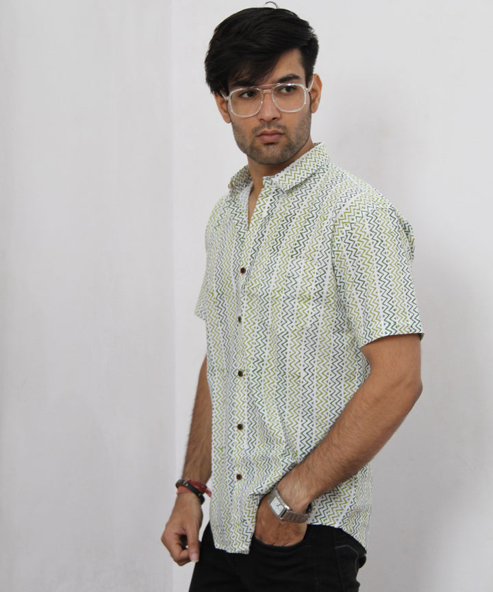 Off white lehariya handblock printed cotton half sleeves shirt