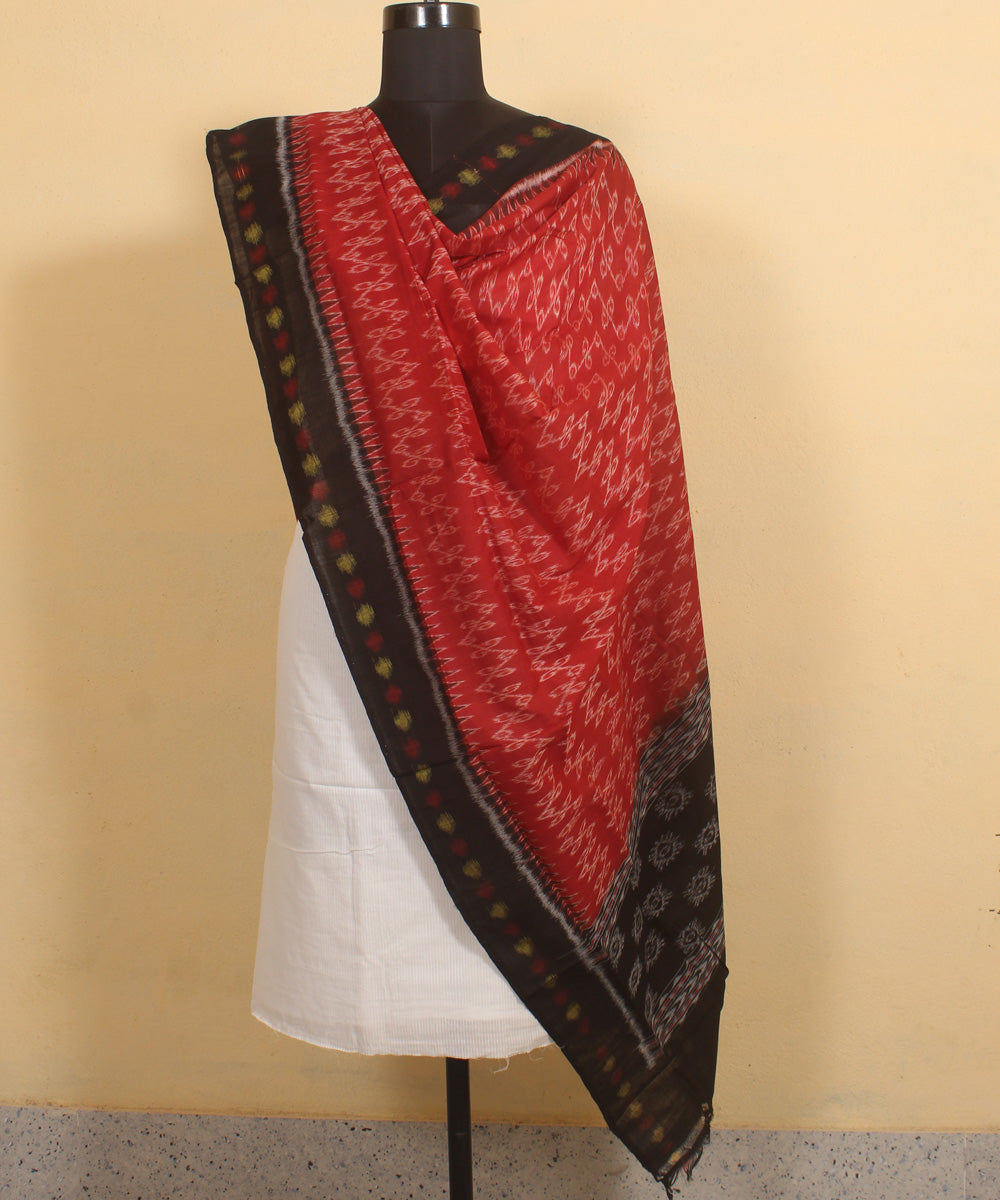 Alizarin crimson black handwoven cotton sambalpuri dupatta