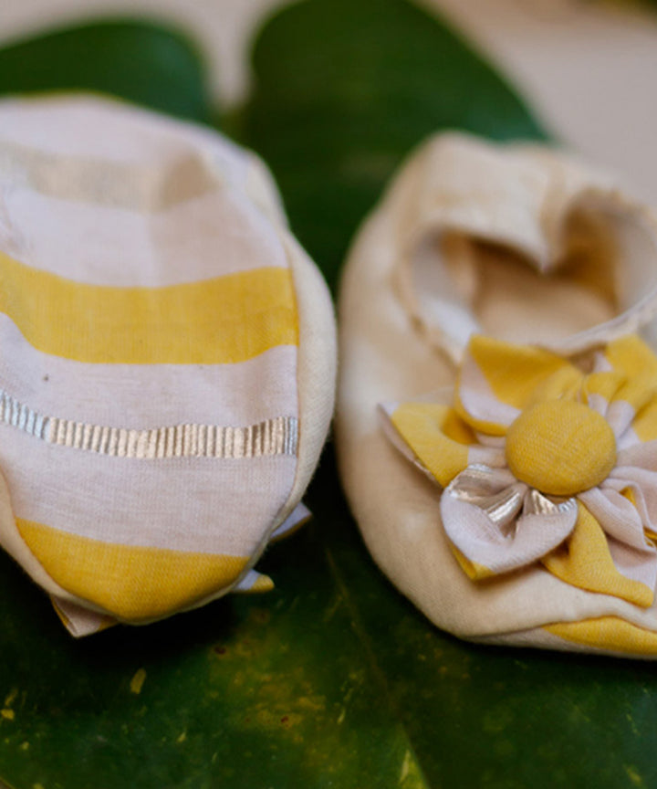 Cream handwoven cotton top with dhoti