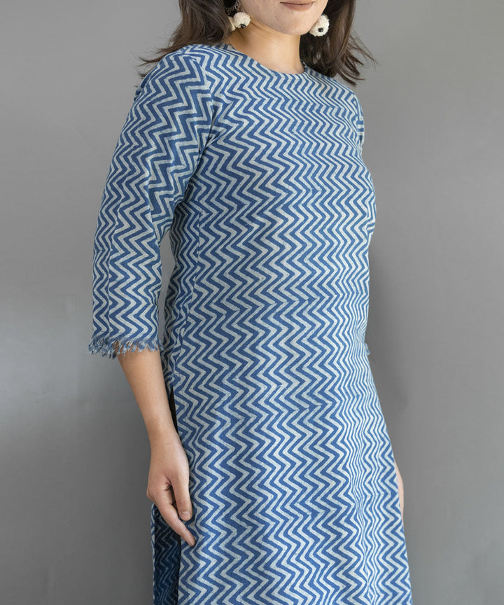Indigo zig zag handblock printed cotton raw edge kurti
