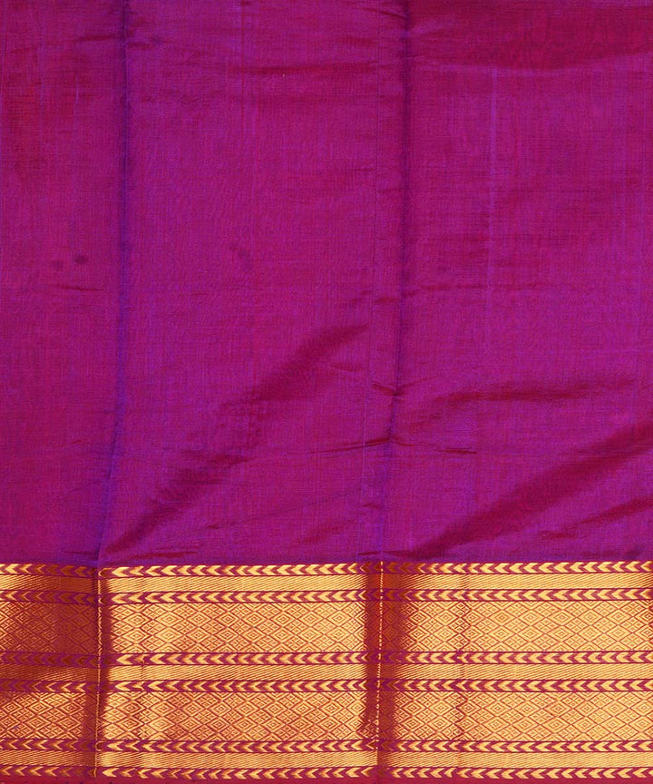 Dark pink handwoven cotton silk mangalagiri saree