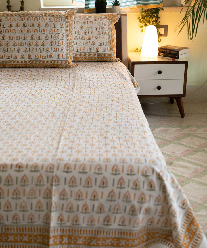 White yellow motif block printed sanganeri double bed bedsheet