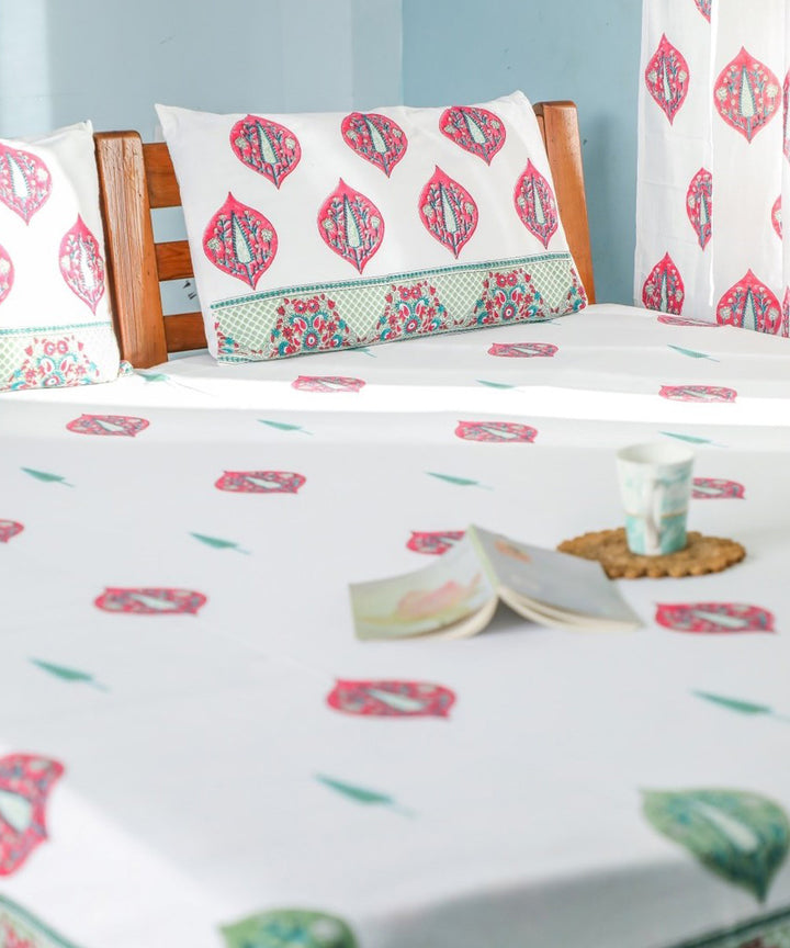White pink hand block printed sanganeri cotton double bed bedsheet