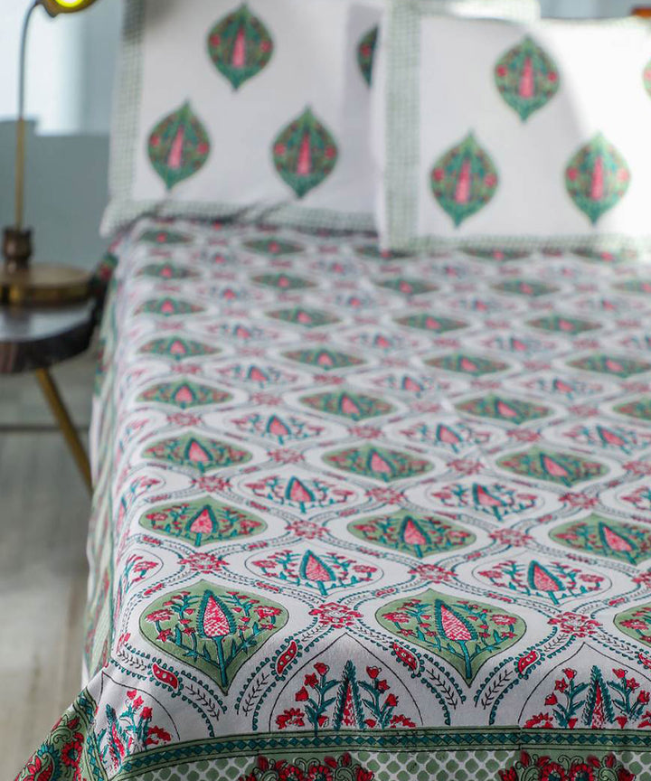 White green sanganeri block printed cotton double bed bedsheet