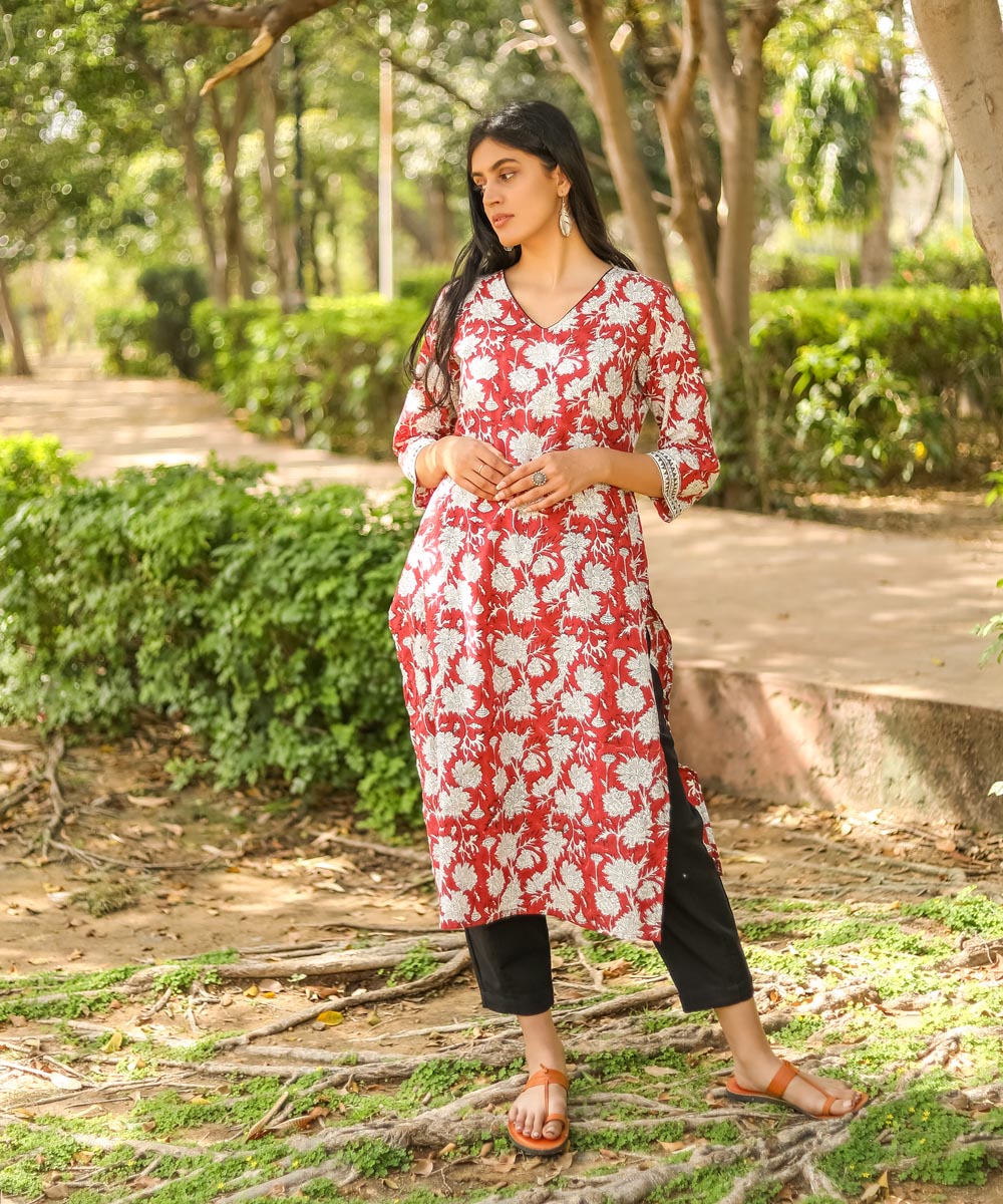 Maroon white hand block printed cotton kurti