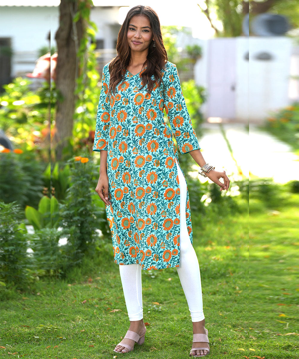 Small Flower Print Kurti Design Kurti Printed Lawn Dress Design