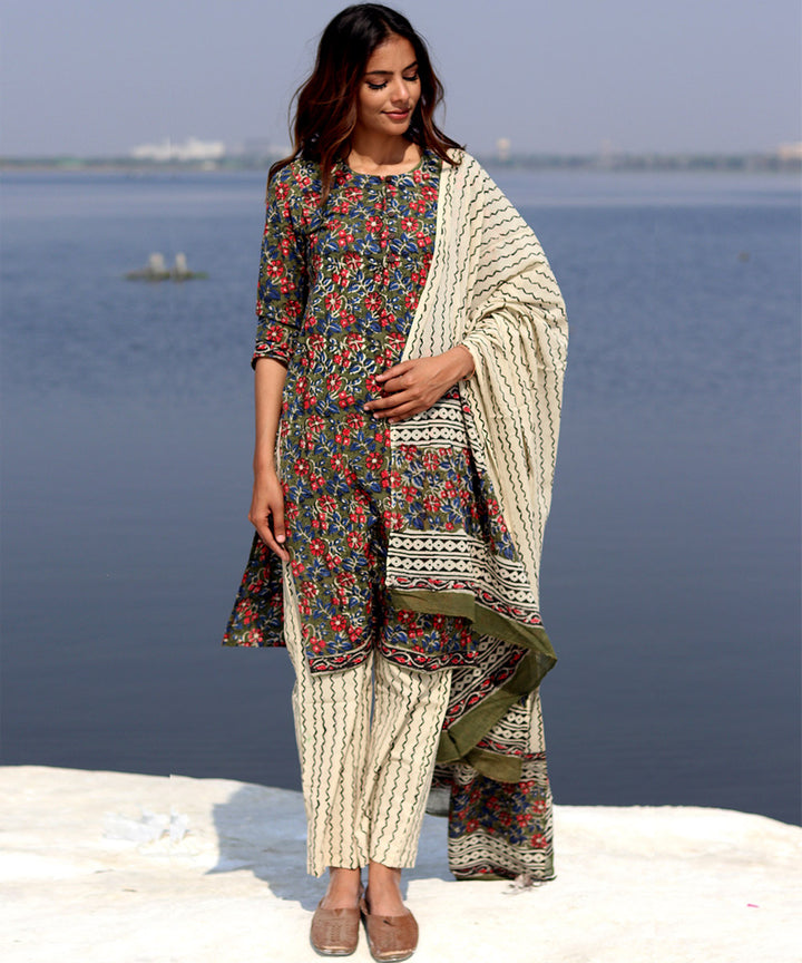 Black floral handblock printed cotton kurta set