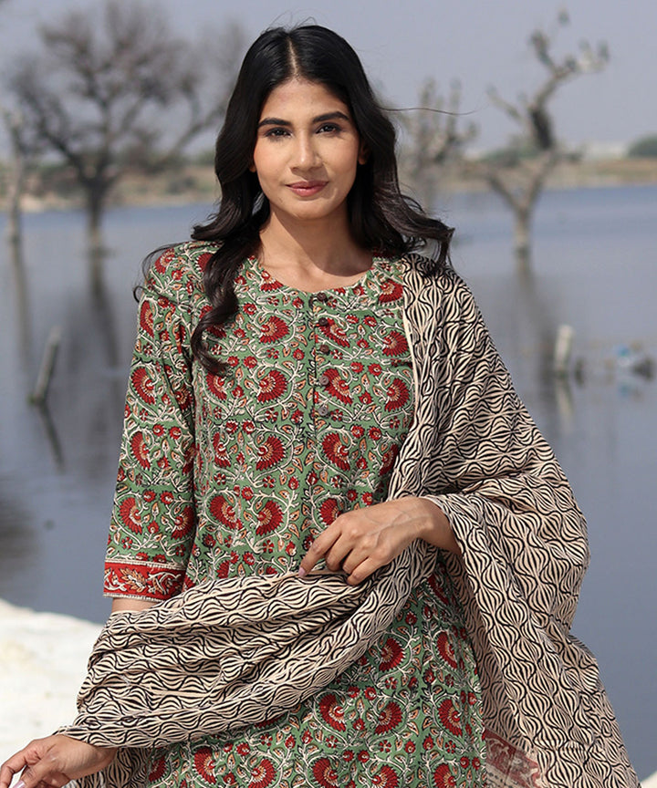 Green Maroon floral hand block printed cotton kurta set