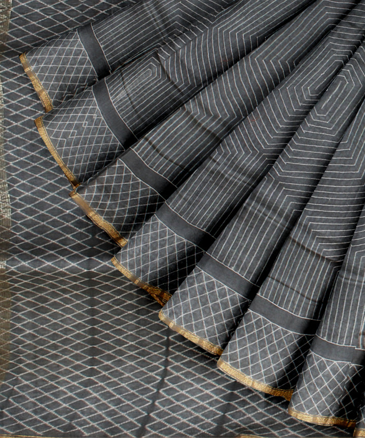 Grey cotton silk handwoven shibori saree