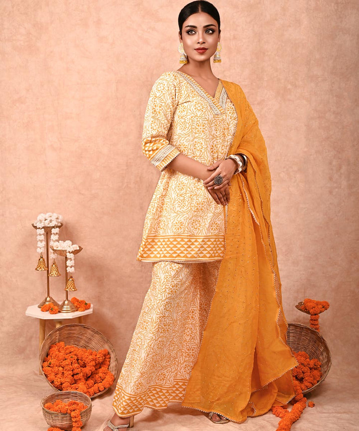 Zeenat chanderi silk kurta set with dupatta- set of 3