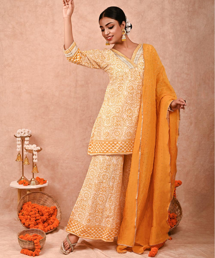 Zeenat chanderi silk kurta set with dupatta- set of 3