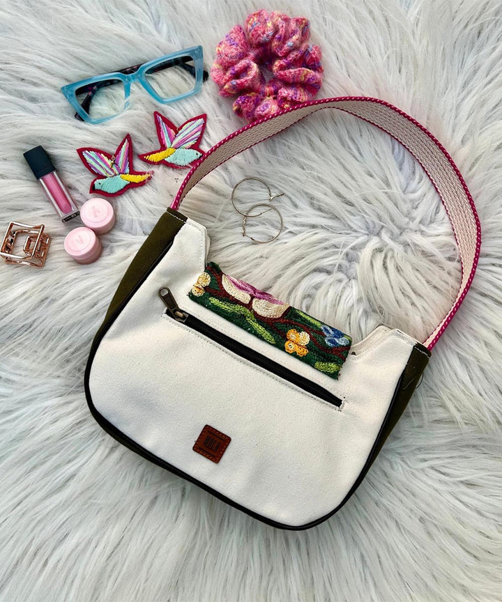 Sillica hand embroidered kashmiri canvas saddle bag