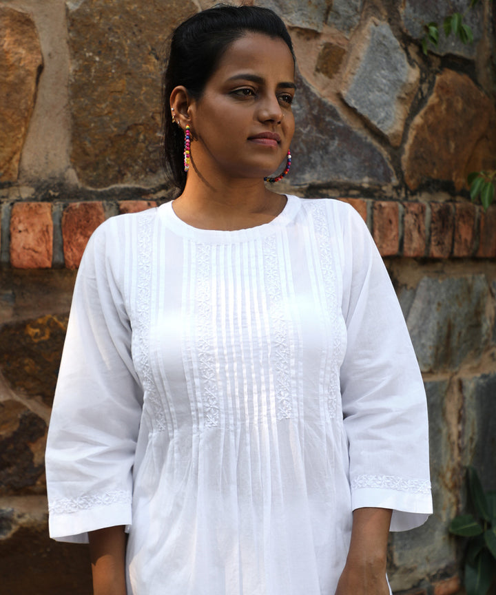 Rangsutra ishanvi white chikankari embroidered kurta with pintucks