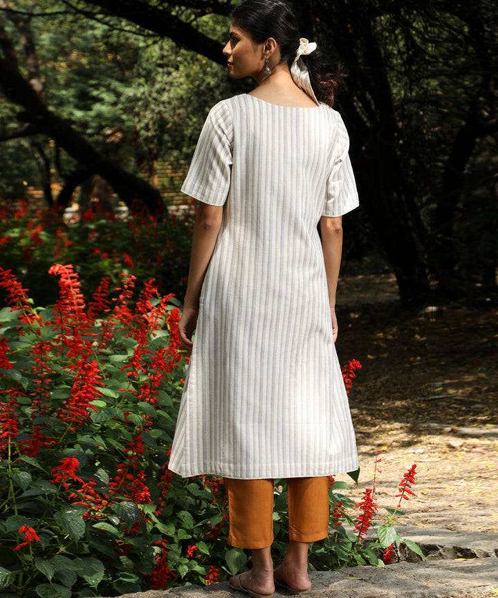 Rangsutra Arka cotton offwhite half sleeved straight kurta