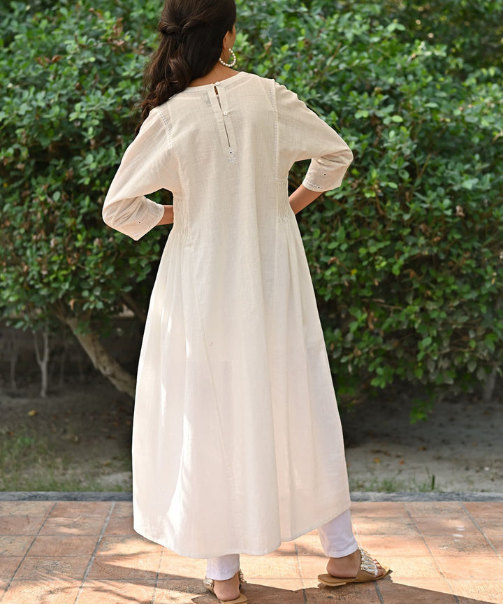 White hand embroidered cotton kimono sleeve kurta