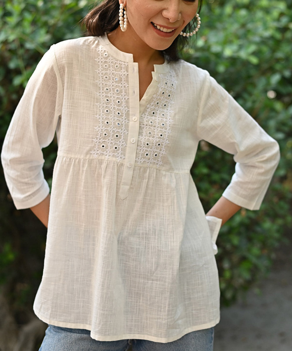 White handembroidered cotton front open top