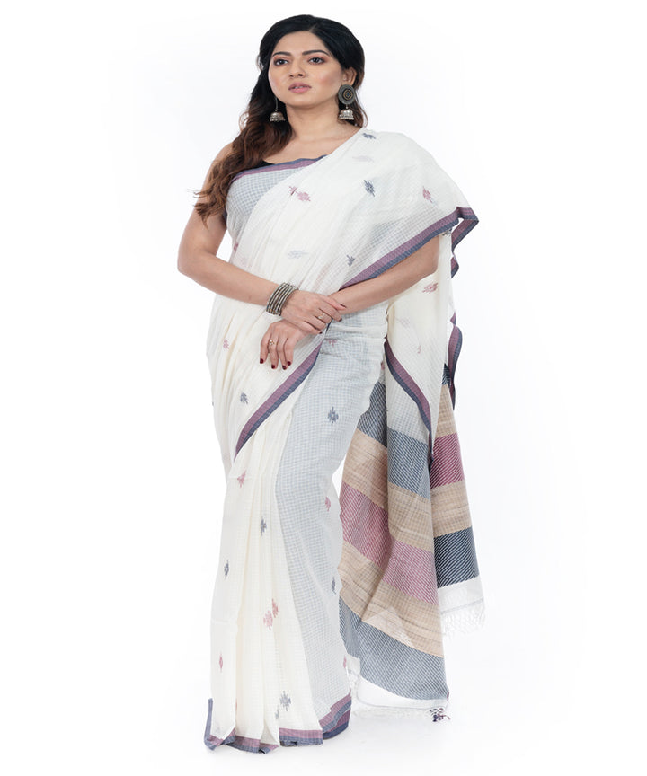 White handwoven cotton tangail saree