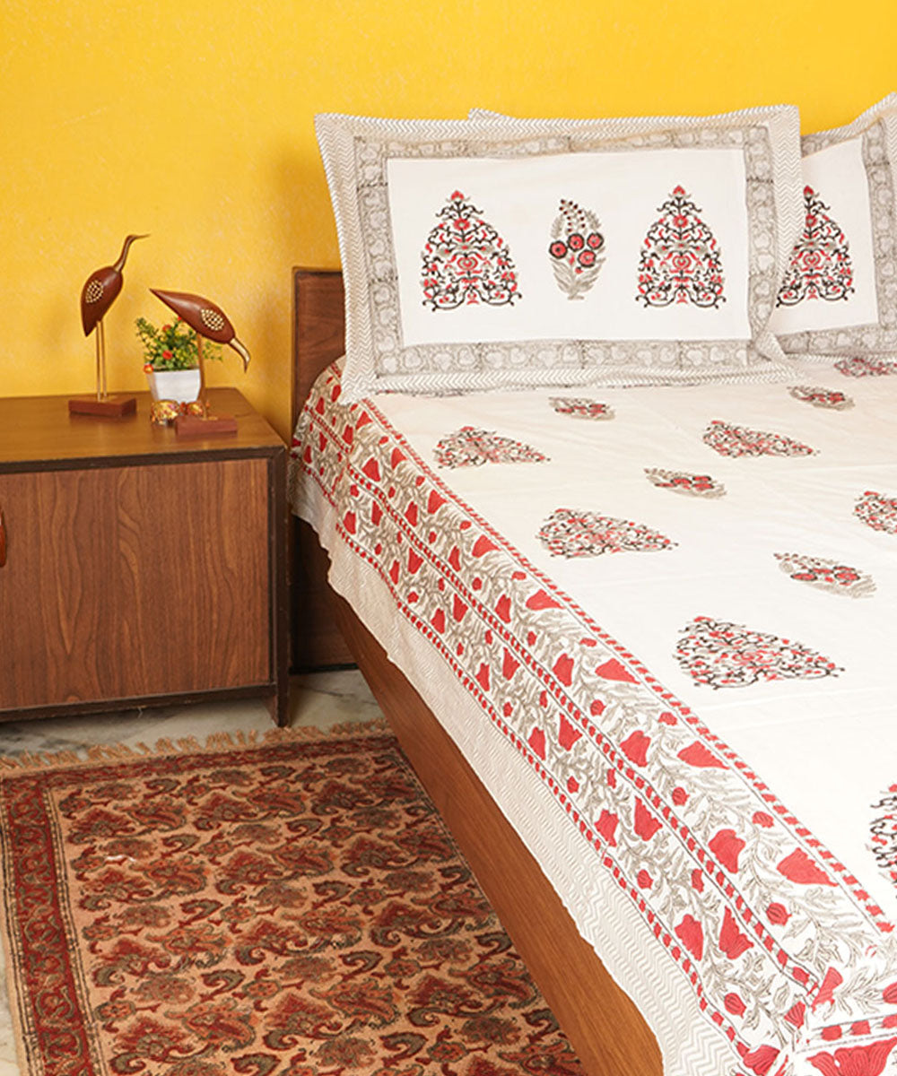 White maroon cotton hand block printed bedsheet