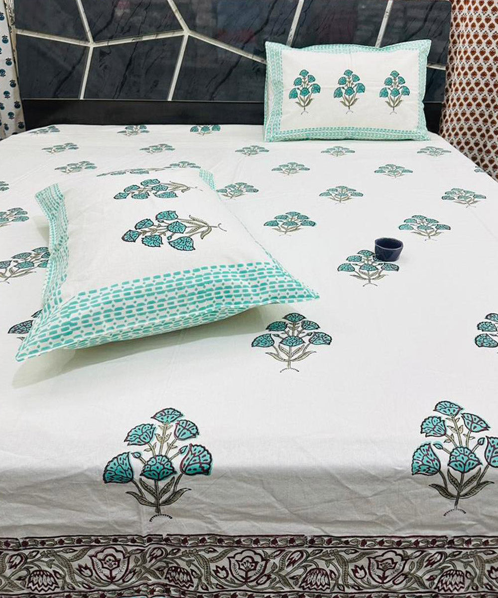 Sky blue white sanganeri block printed cotton king size bedsheet