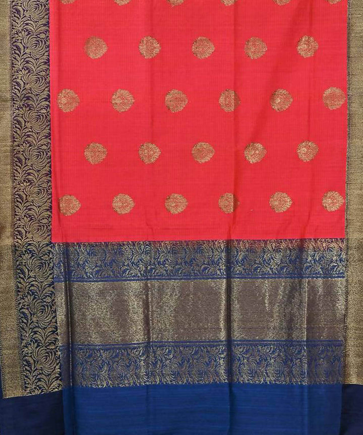 Red handwoven pure banarasi saree in silk with intricate zari work in floral motifs- kiara crafts